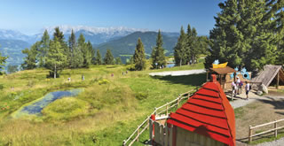 Geisterberg im Alpendorf in St.Johann
